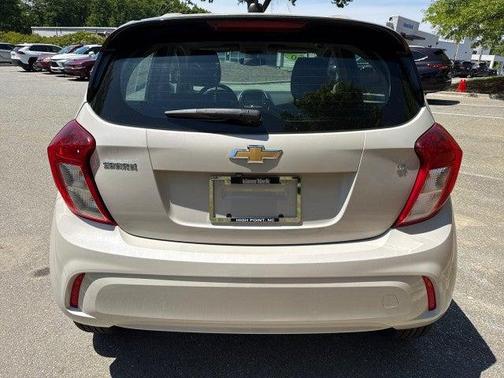 Toasted Marshmallow Metallic 2020 Chevrolet Spark 1LT