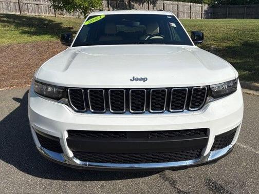 Bright White Clearcoat 2023 Jeep Grand Cherokee L Limited
