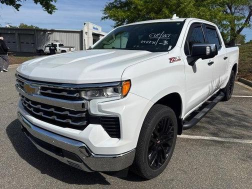 Summit White 2022 Chevrolet Silverado 1500 LTZ