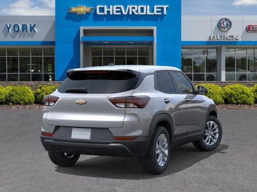 Sterling Gray Metallic 2026 Chevrolet Trailblazer LS