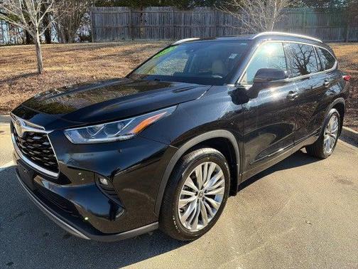 2023 Toyota Highlander Platinum