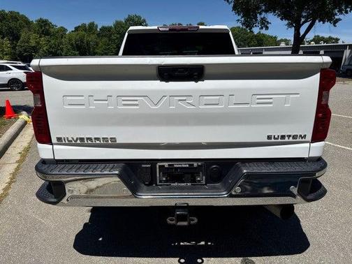 Summit White 2025 Chevrolet Silverado 2500 LT