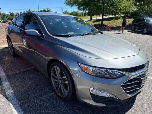 Sterling Gray Metallic 2024 Chevrolet Malibu FWD 2LT