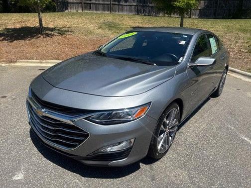 Sterling Gray Metallic 2024 Chevrolet Malibu FWD 2LT