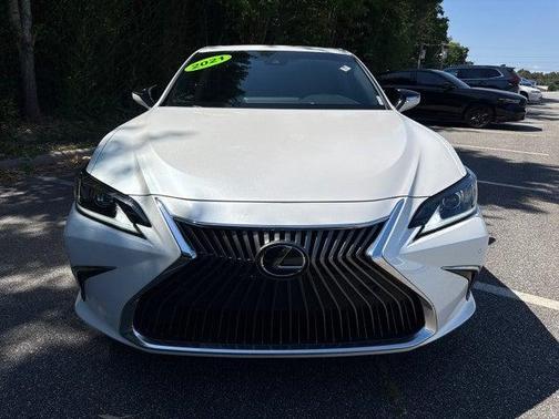 Eminent White Pearl 2021 Lexus ES 350 Base
