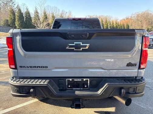 2024 Chevrolet Silverado 2500 4WD Crew Cab Standard Bed ZR2