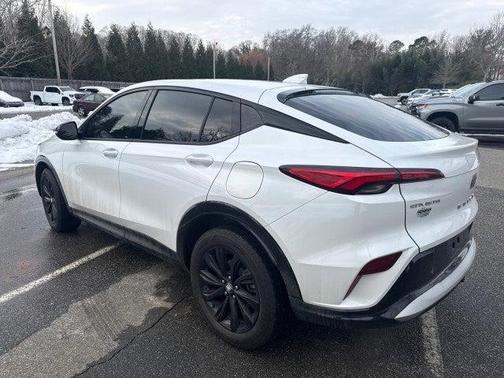 2024 Buick Envista Sport Touring FWD