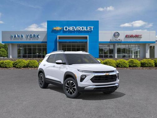 Summit White 2026 Chevrolet Trailblazer LT