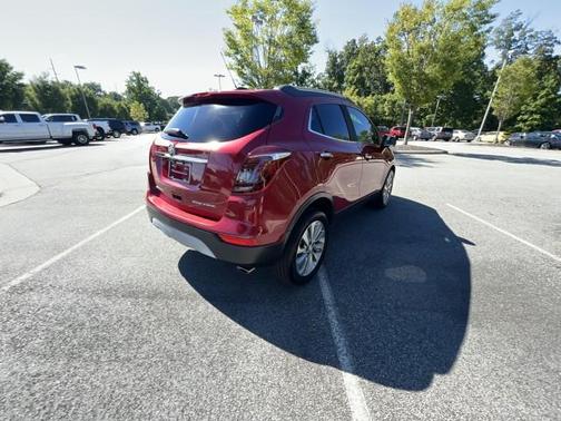 Photo 5 of 28 of 2017 Buick Encore Preferred