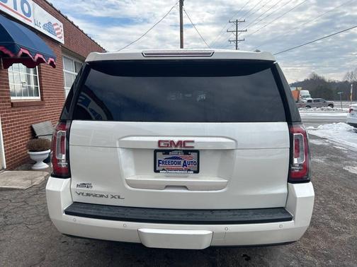 2015 GMC Yukon SLT