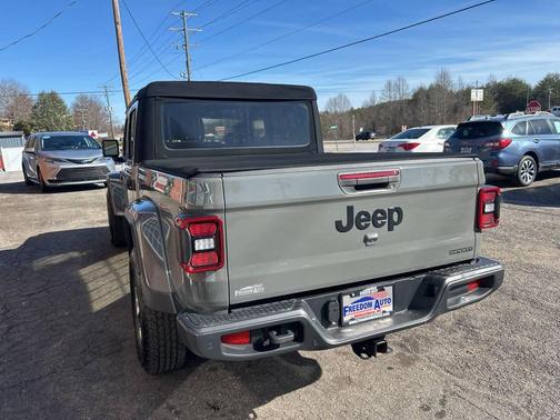 2021 Jeep Gladiator Sport S