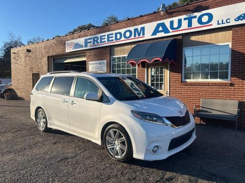 2016 Toyota Sienna SE Premium