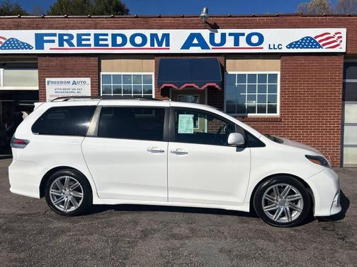 2016 Toyota Sienna SE Premium
