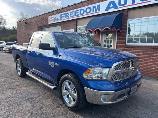Blue Streak Pearlcoat 2019 RAM 1500 Tradesman
