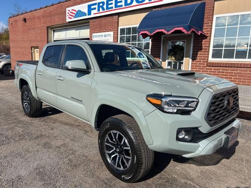 2023 Toyota Tacoma TRD Sport