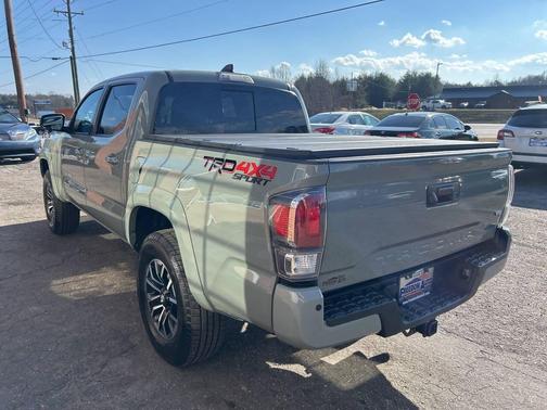 2023 Toyota Tacoma TRD Sport