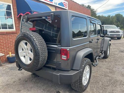 2017 Jeep Wrangler Unlimited Sport