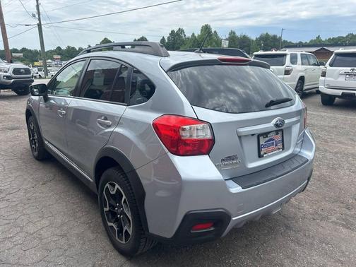 Ice Silver Metallic 2017 Subaru Crosstrek 2.0i Premium