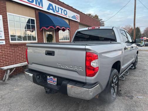 2015 Toyota Tundra SR5