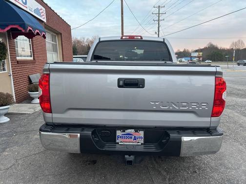 2015 Toyota Tundra SR5