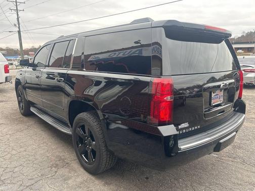 2017 Chevrolet Suburban Premier