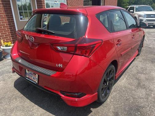 2016 Scion iM Base 4dr Hatchback 6M