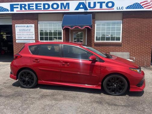 2016 Scion iM Base 4dr Hatchback 6M