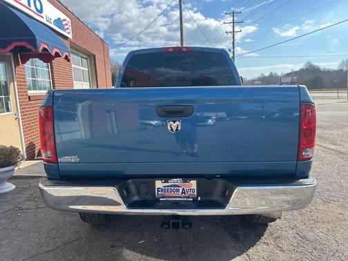 2006 Dodge Ram 2500 SLT/TRX