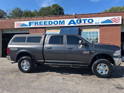 2018 RAM 2500 Tradesman Crew Cab 4x4 6'4' Box