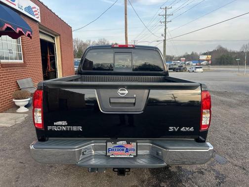 2016 Nissan Frontier SV