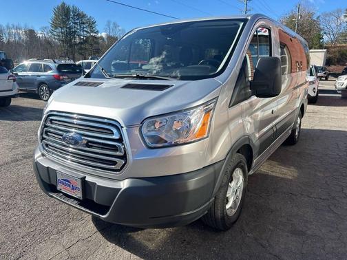2016 Ford Transit-150 XLT