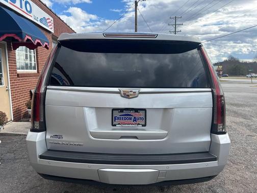 2017 Cadillac Escalade ESV Premium Luxury