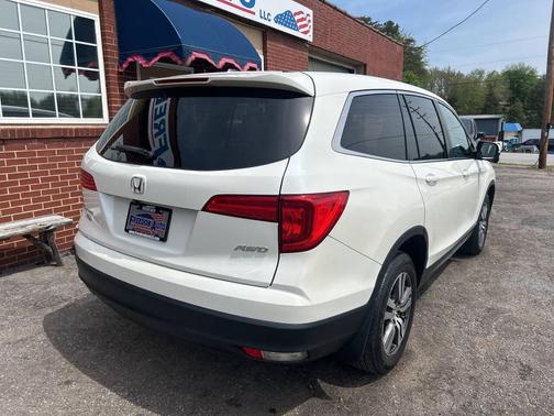 White Diamond Pearl 2018 Honda Pilot EX-L