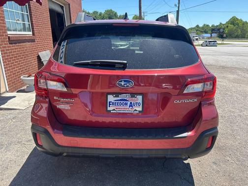 Red 2018 Subaru Outback 2.5i Premium