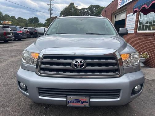 2016 Toyota Sequoia SR5