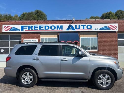 2016 Toyota Sequoia SR5