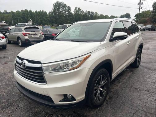 Blizzard Pearl 2016 Toyota Highlander XLE