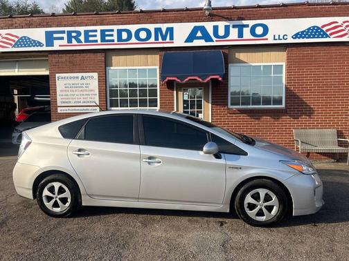 2015 Toyota Prius Two