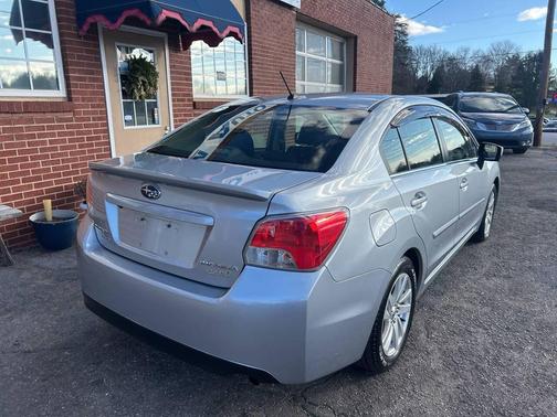 2016 Subaru Impreza 2.0i Premium