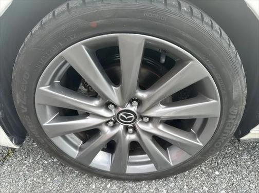 2019 Mazda Mazda3 FWD w/Preferred Package