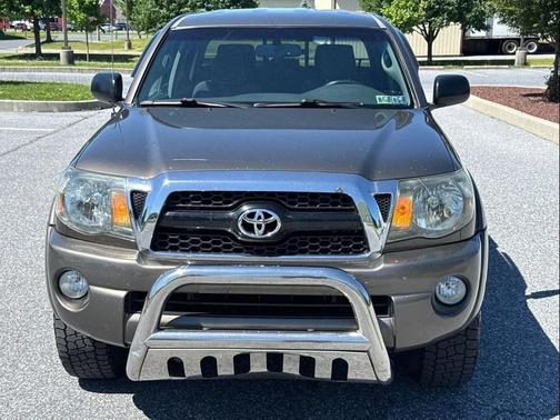 Brown 2011 Toyota Tacoma Double Cab