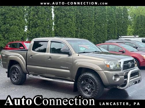 Brown 2011 Toyota Tacoma Double Cab