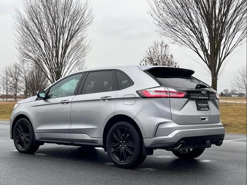 2021 Ford Edge ST Line