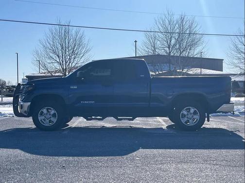 2015 Toyota Tundra SR5