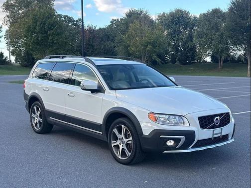 2015 Volvo XC70 T6 Platinum
