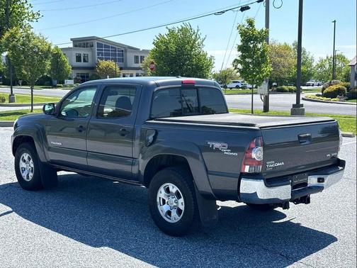 Magnetic Gray Metallic 2010 Toyota Tacoma Double Cab