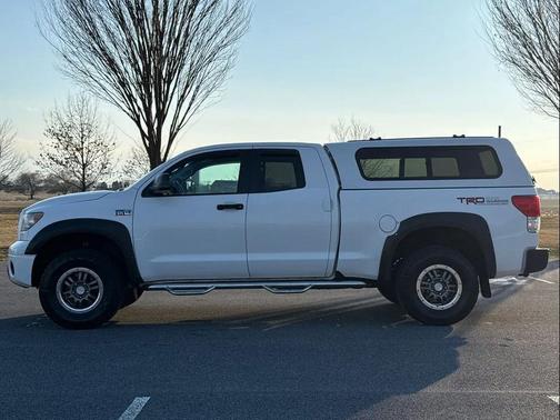 2010 Toyota Tundra Grade