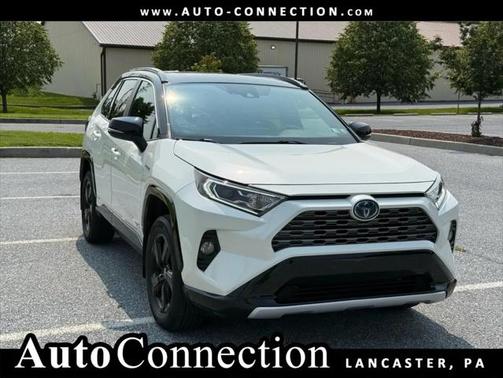 2019 Toyota RAV4 Hybrid SE