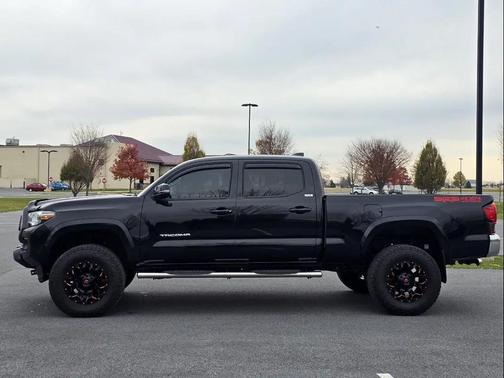 2021 Toyota Tacoma TRD Off-Road