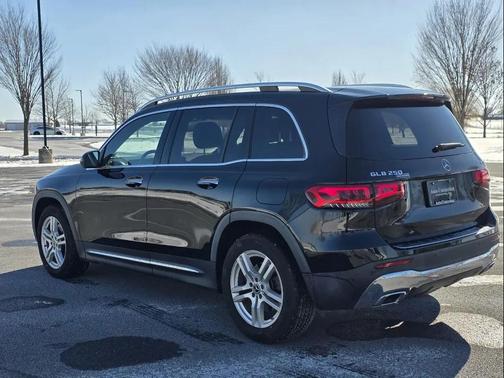 2022 Mercedes-Benz GLB 250 4MATIC